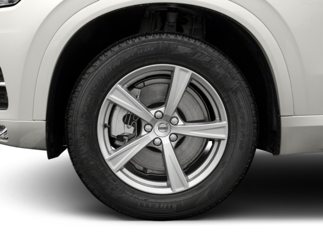 2018 Volvo XC90 T5 Momentum photo 4