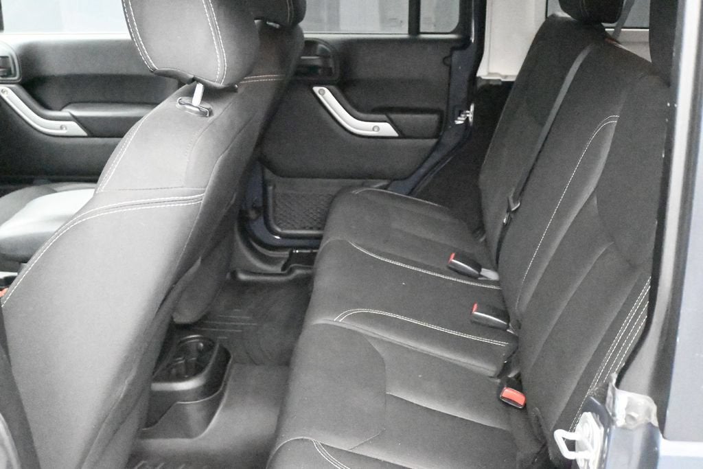 2017 Jeep Wrangler Unlimited Sahara