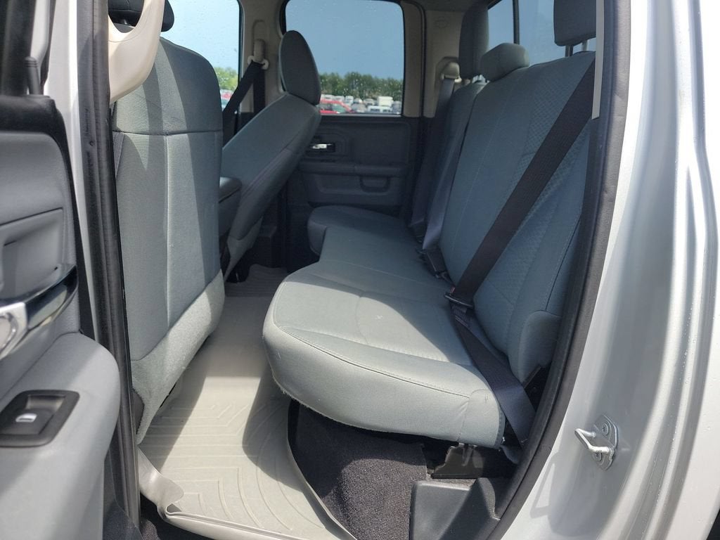2016 RAM 1500 SLT