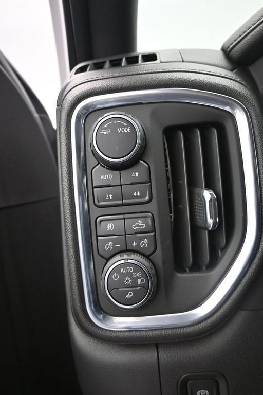 2023 Chevrolet Silverado 3500 HD High Country DRW