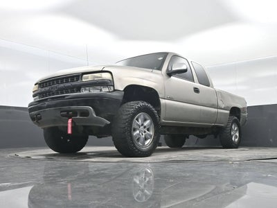 2002 Chevrolet Silverado 1500 Base