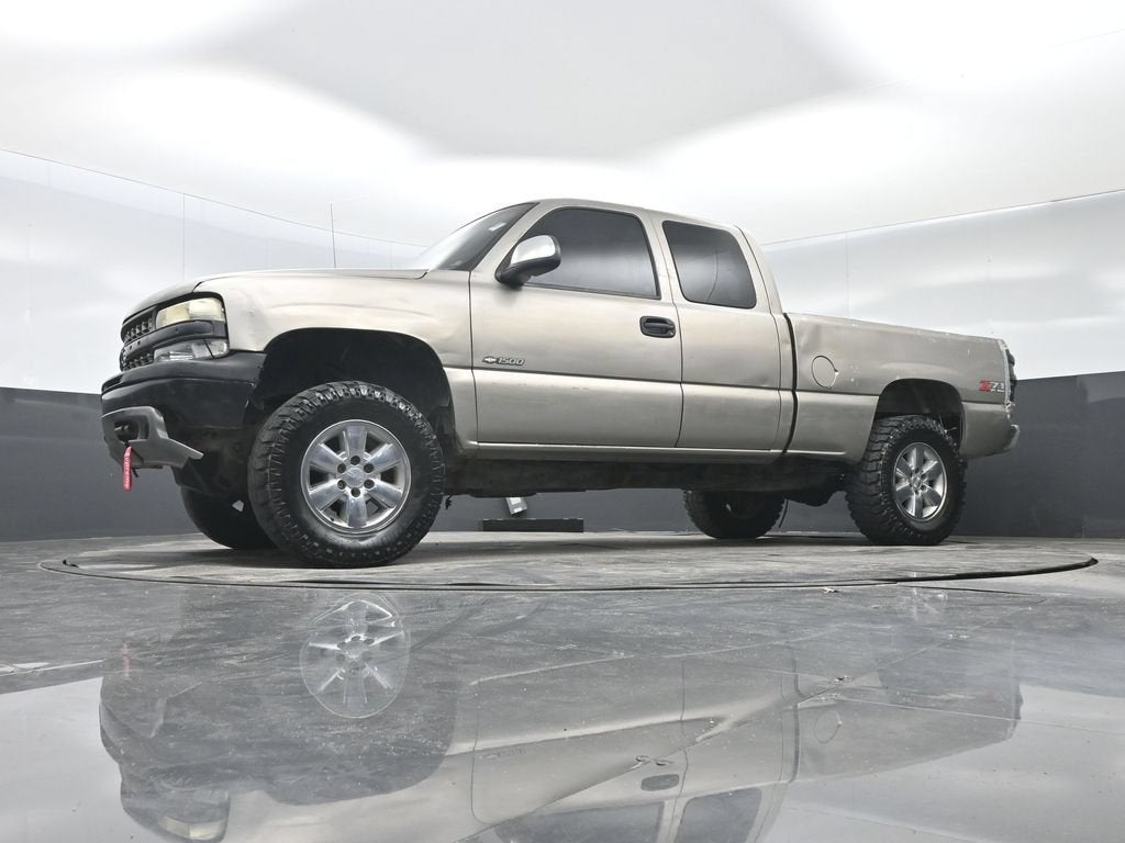 2002 Chevrolet Silverado 1500 Base