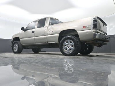 2002 Chevrolet Silverado 1500 Base