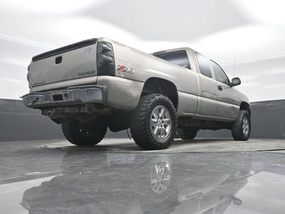 2002 Chevrolet Silverado 1500 Base