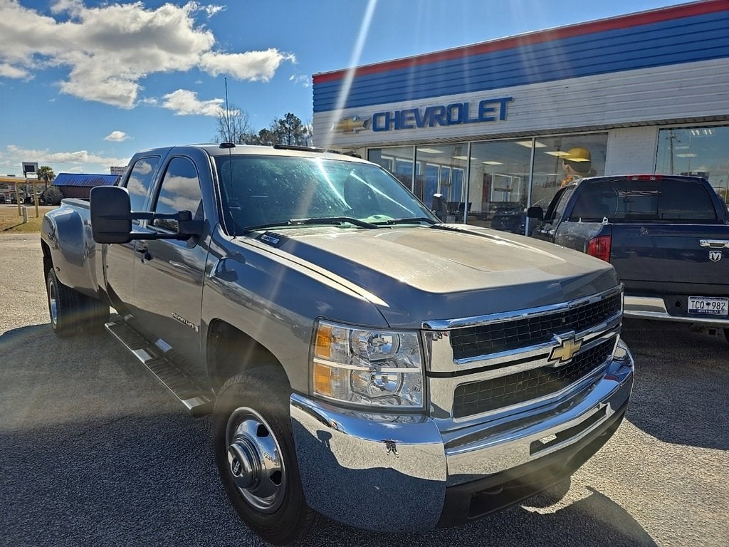 2009 Chevrolet Silverado 3500 HD DRW Work Truck
