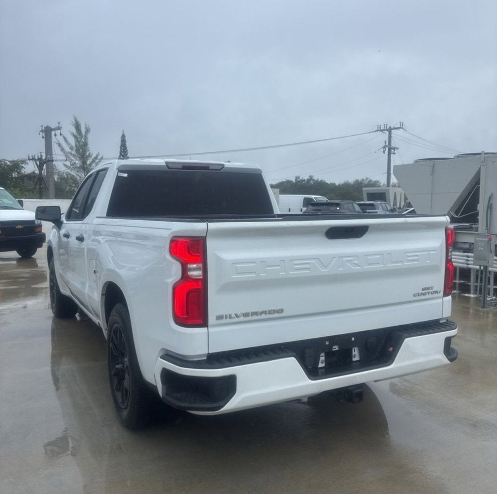 2021 Chevrolet Silverado 1500 Custom