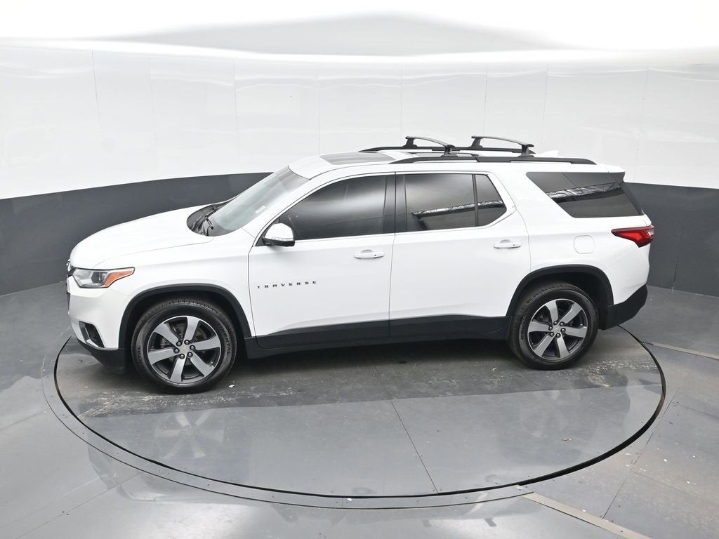 2021 Chevrolet Traverse LT Leather