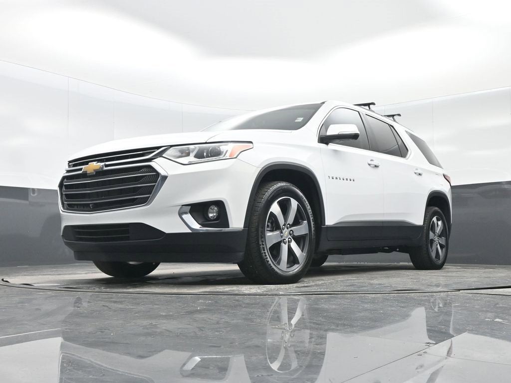 2021 Chevrolet Traverse LT Leather