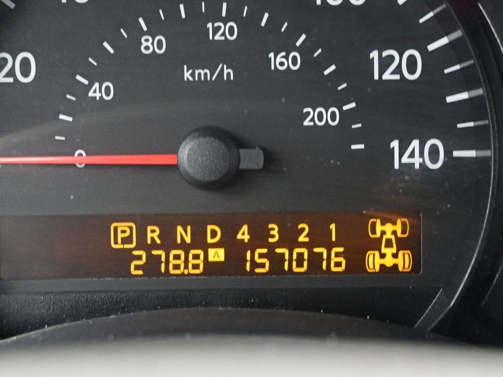 2005 Nissan Titan LE