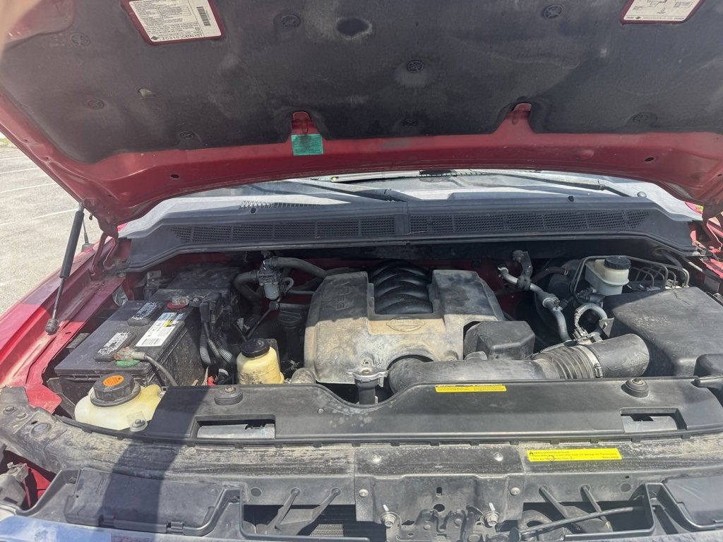 2005 Nissan Titan LE