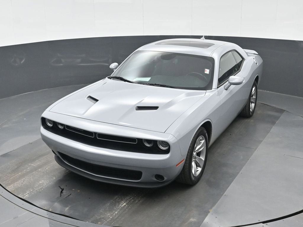 2021 Dodge Challenger SXT