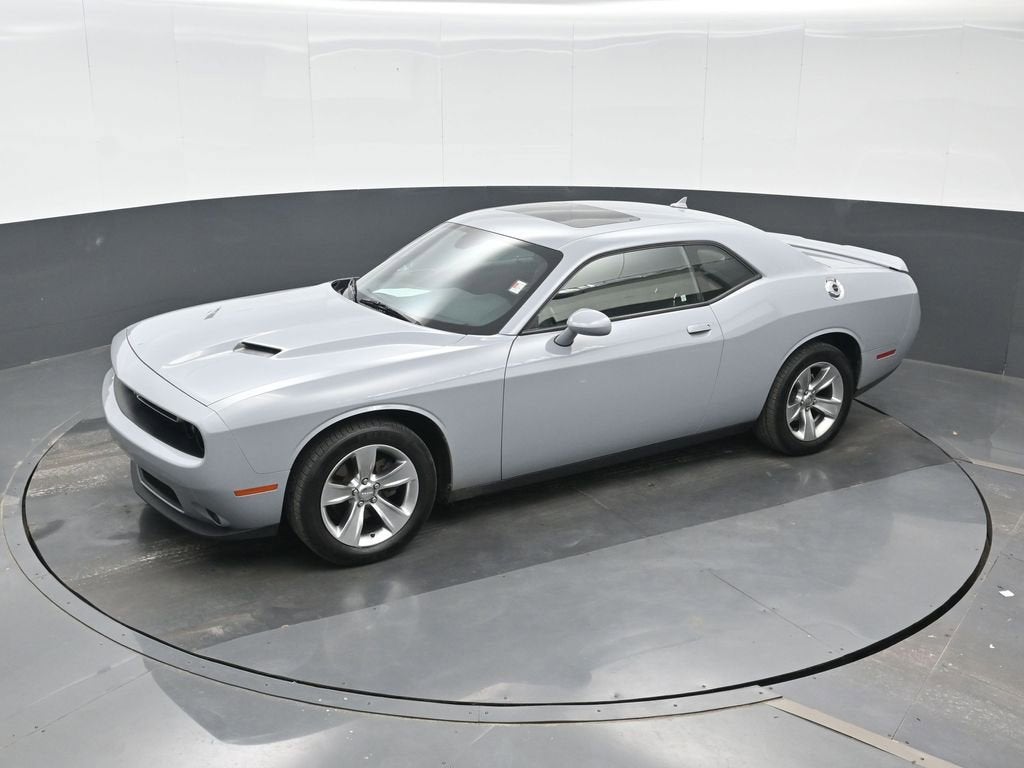 2021 Dodge Challenger SXT