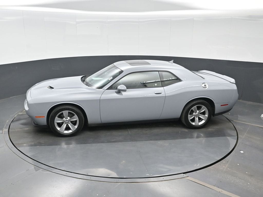2021 Dodge Challenger SXT