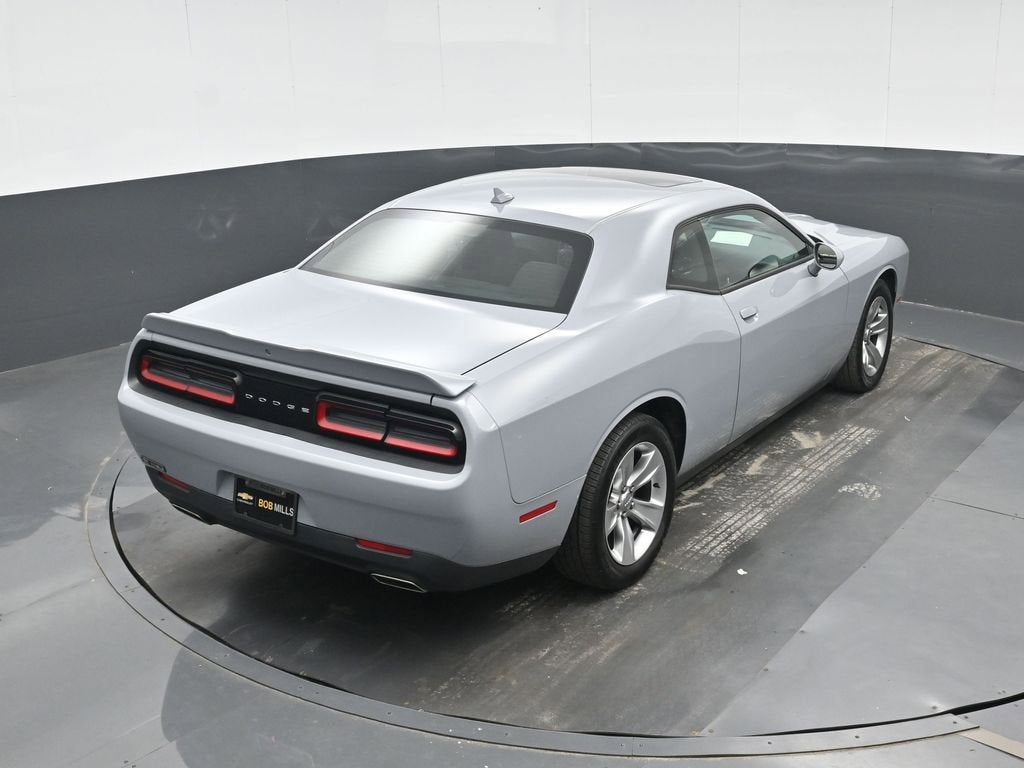 2021 Dodge Challenger SXT