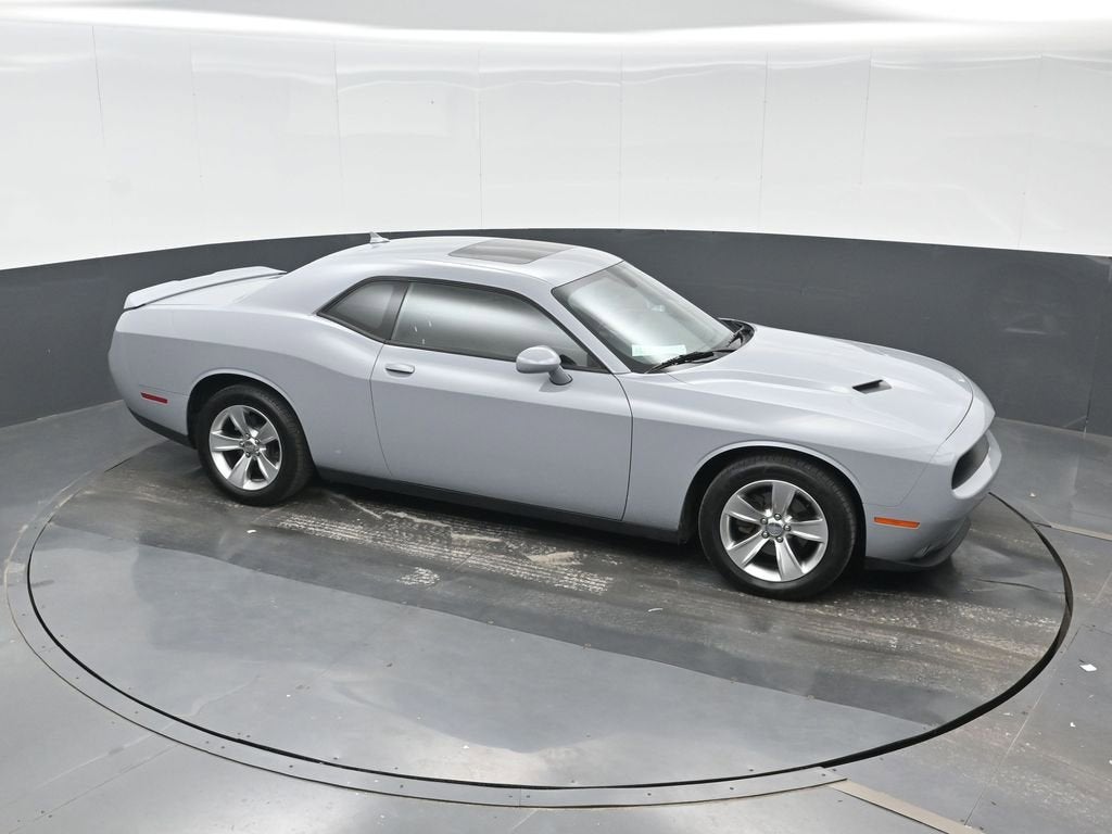 2021 Dodge Challenger SXT