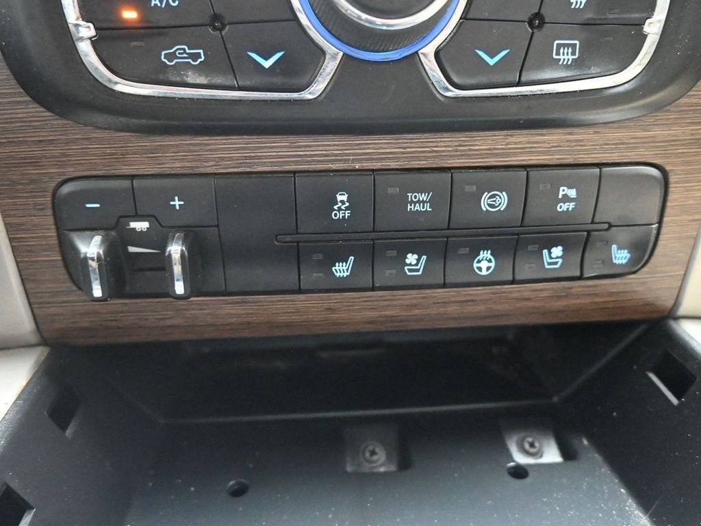 2014 RAM 3500 Laramie