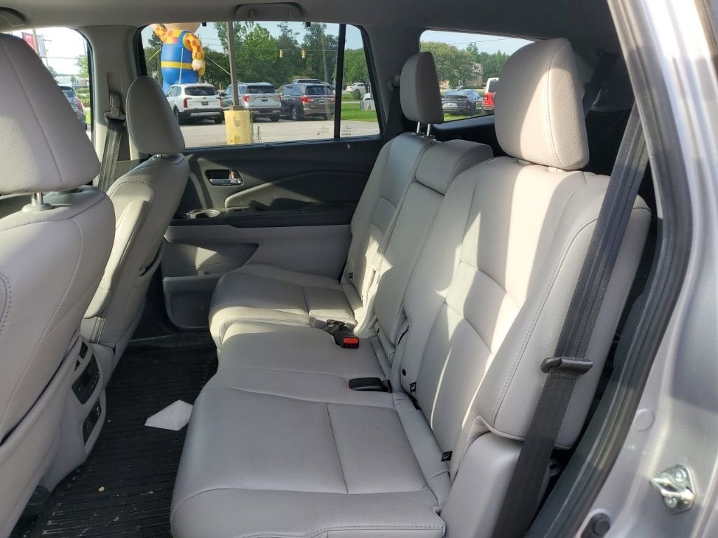 2020 Honda Pilot Touring 8-Passenger