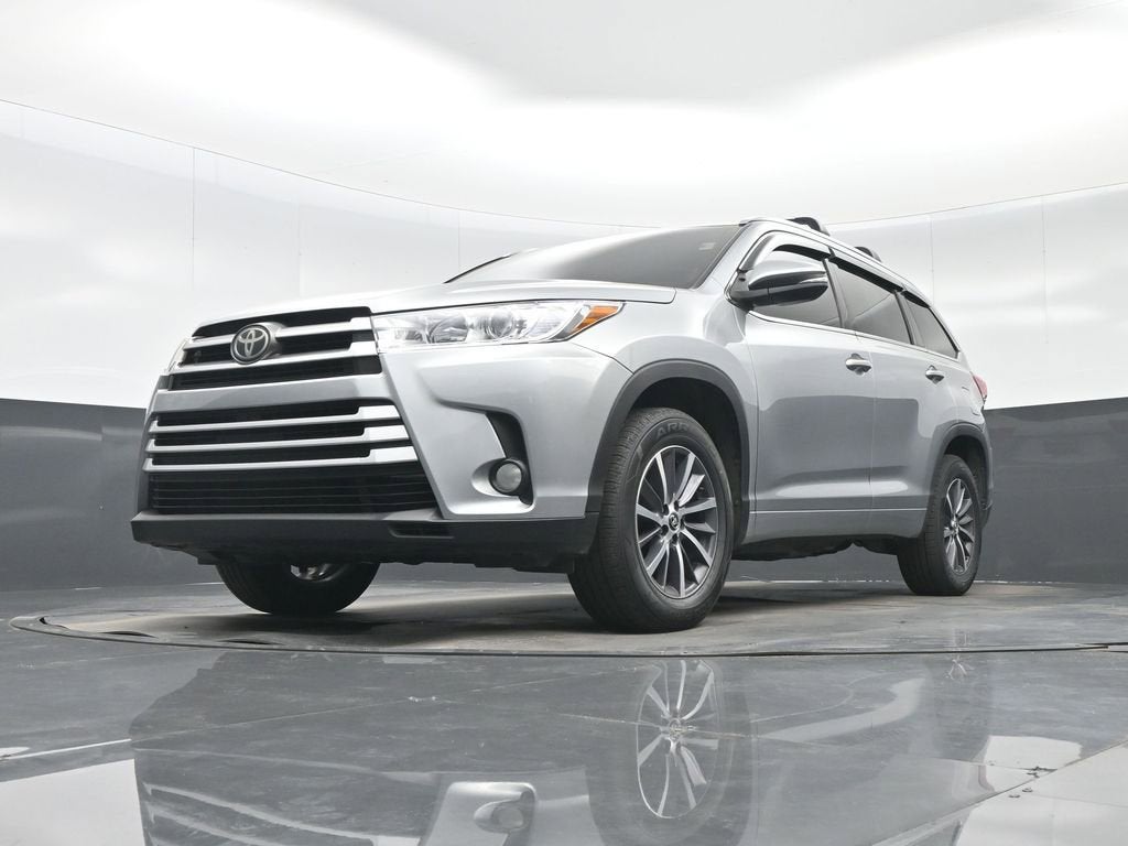 2018 Toyota Highlander SE