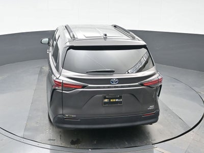 2021 Toyota Sienna XLE