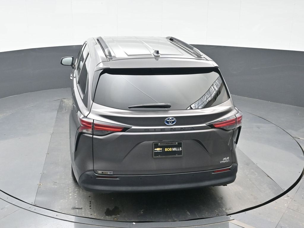 2021 Toyota Sienna XLE