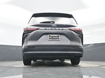 2021 Toyota Sienna XLE