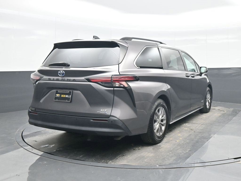 2021 Toyota Sienna XLE
