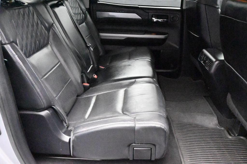 2019 Toyota Tundra 4WD SR5