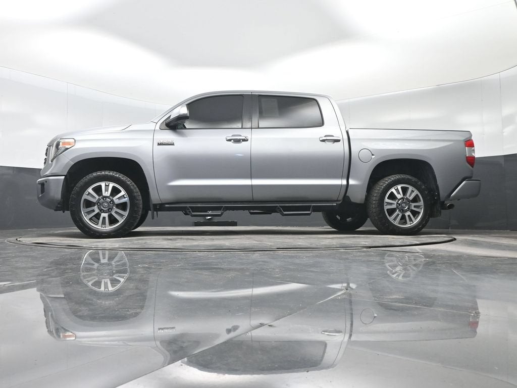 2019 Toyota Tundra 4WD SR5