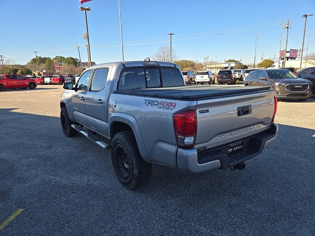 2016 Toyota Tacoma SR