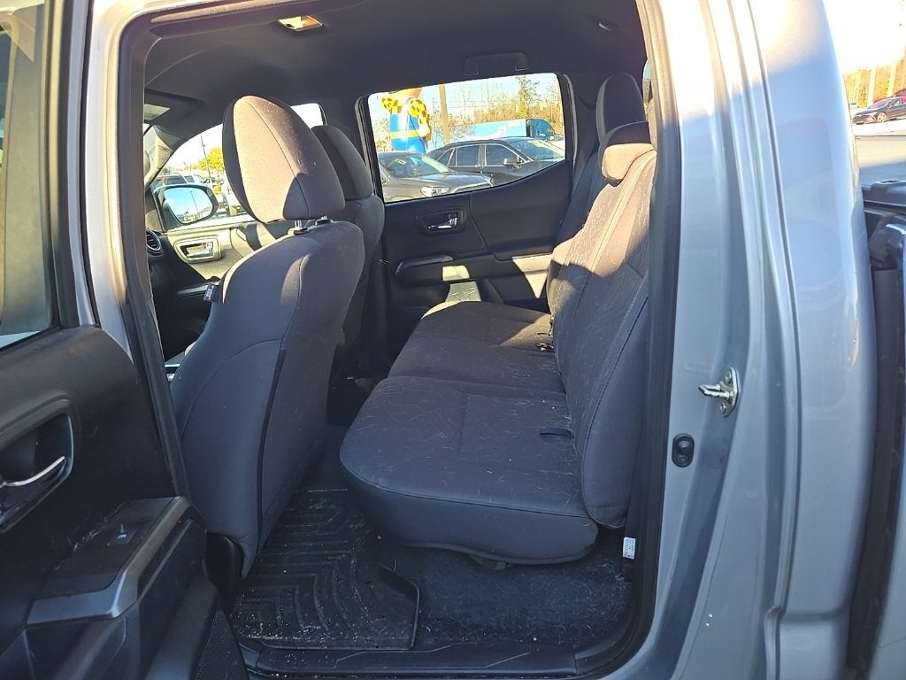 2016 Toyota Tacoma SR