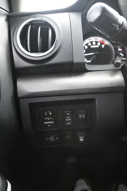 2019 Toyota Tundra 4WD SR5