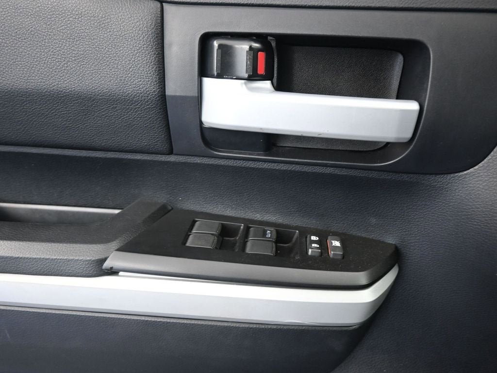 2019 Toyota Tundra 4WD SR5