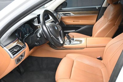 2019 BMW 7 Series 740i