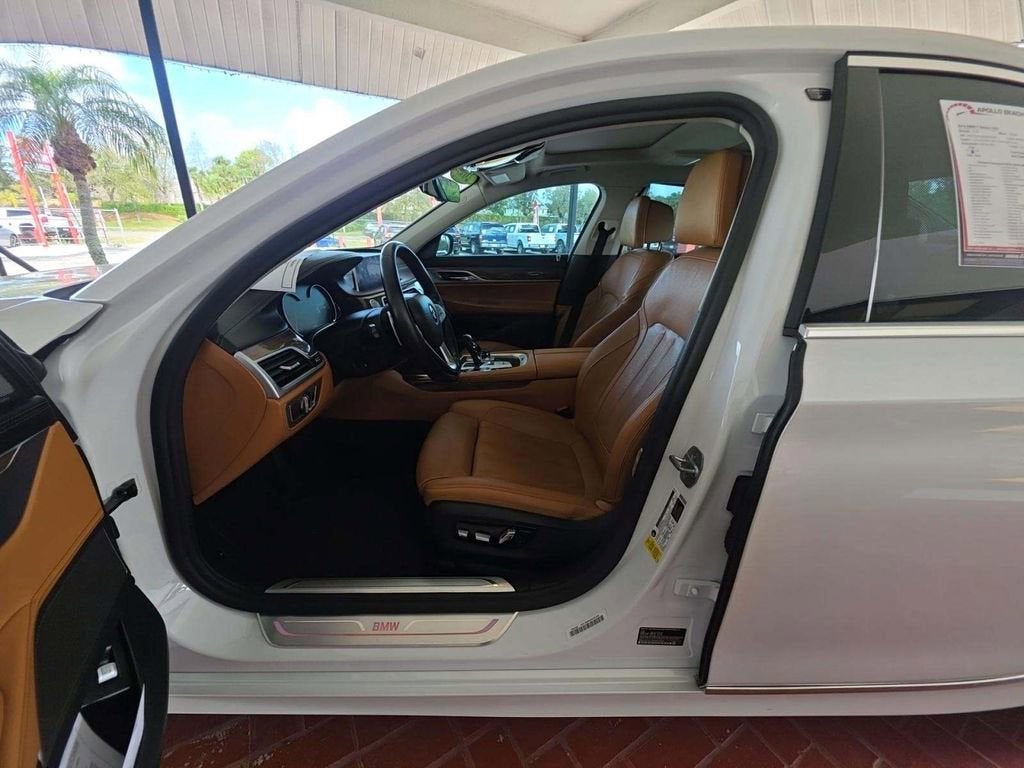 2019 BMW 7 Series 740i