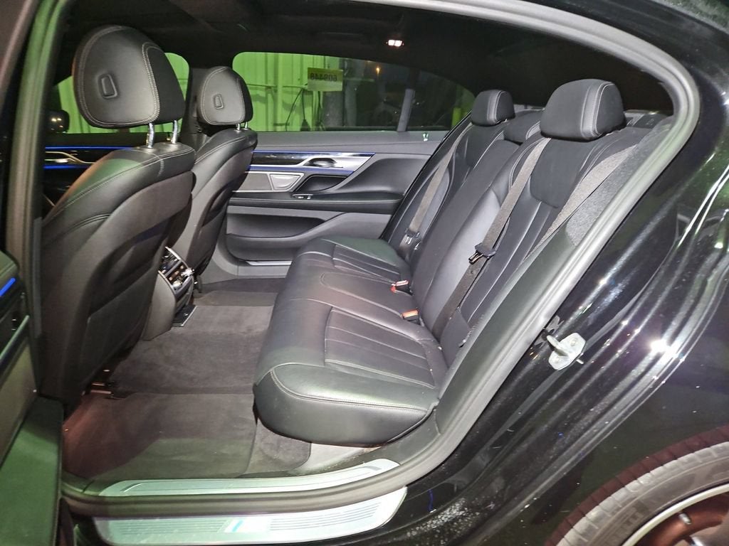 2019 BMW 7 Series 740i
