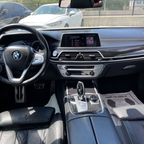 2019 BMW 7 Series 750i