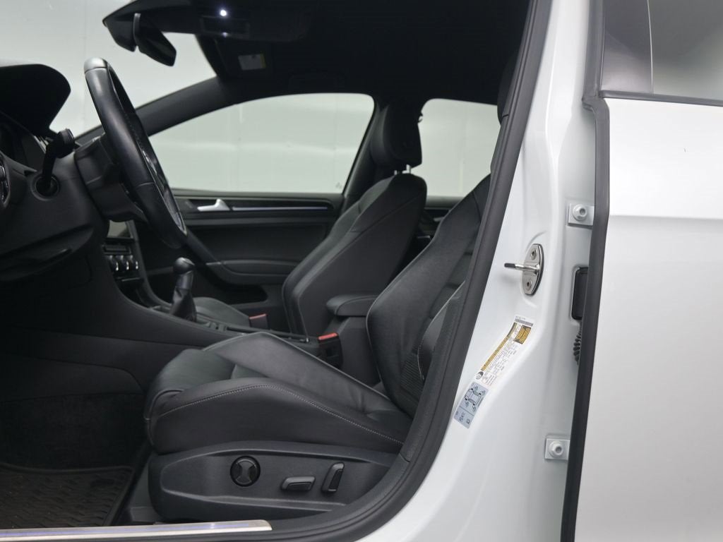 2019 Volkswagen Golf R Base