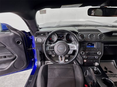 2016 Ford Mustang V6