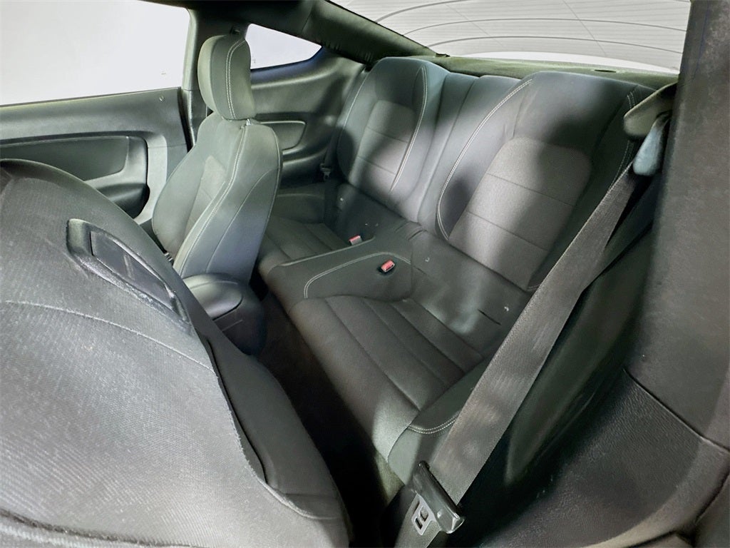 2016 Ford Mustang V6