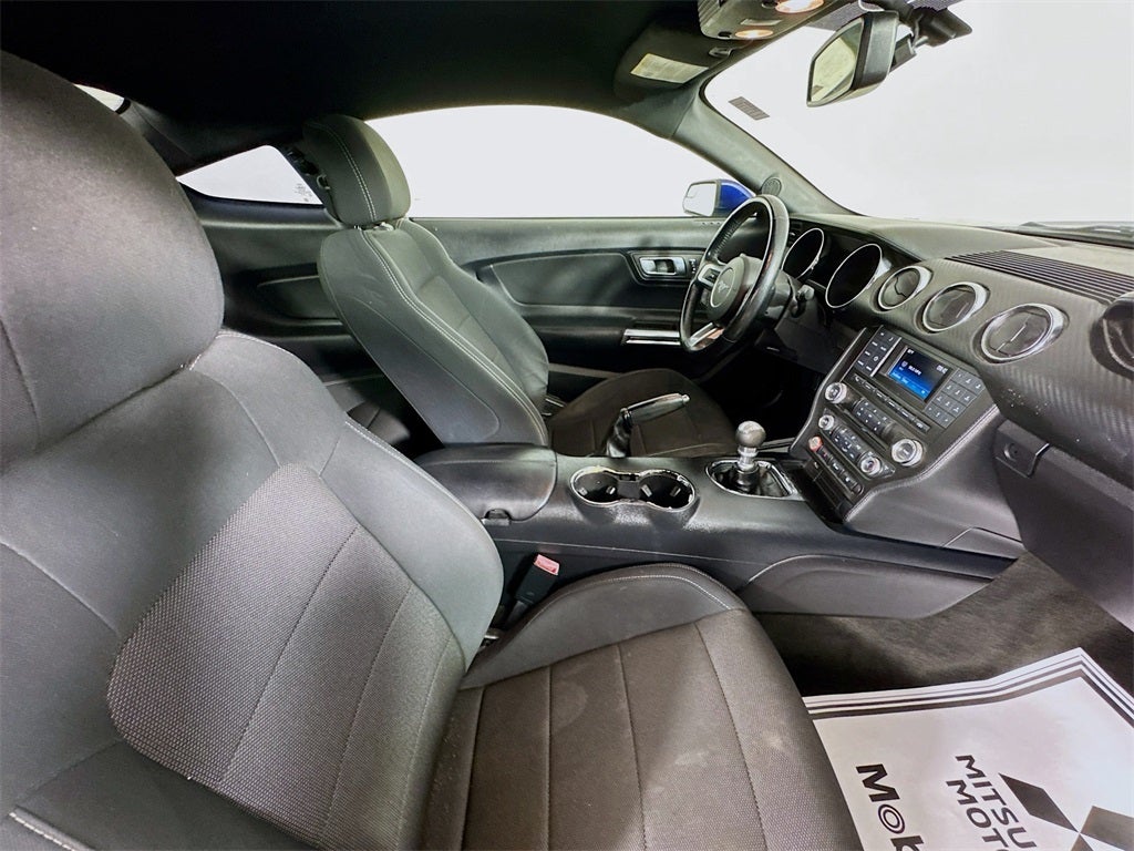 2016 Ford Mustang V6