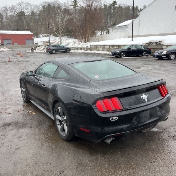 2016 Ford Mustang V6