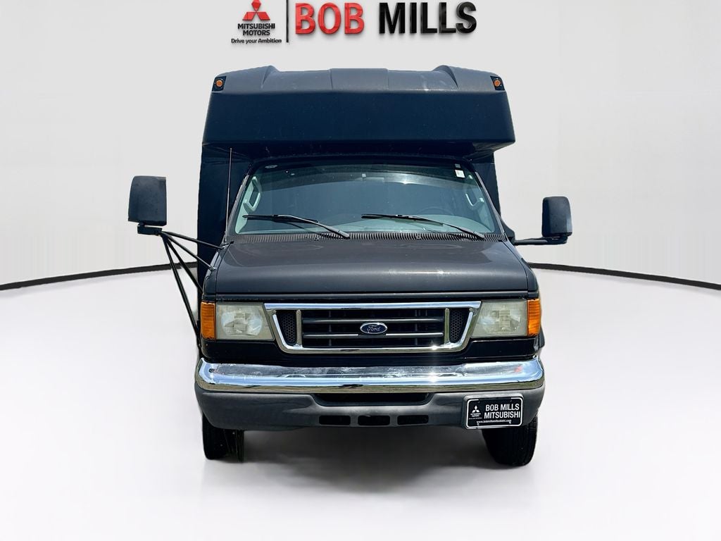 2007 Ford E-450SD Base