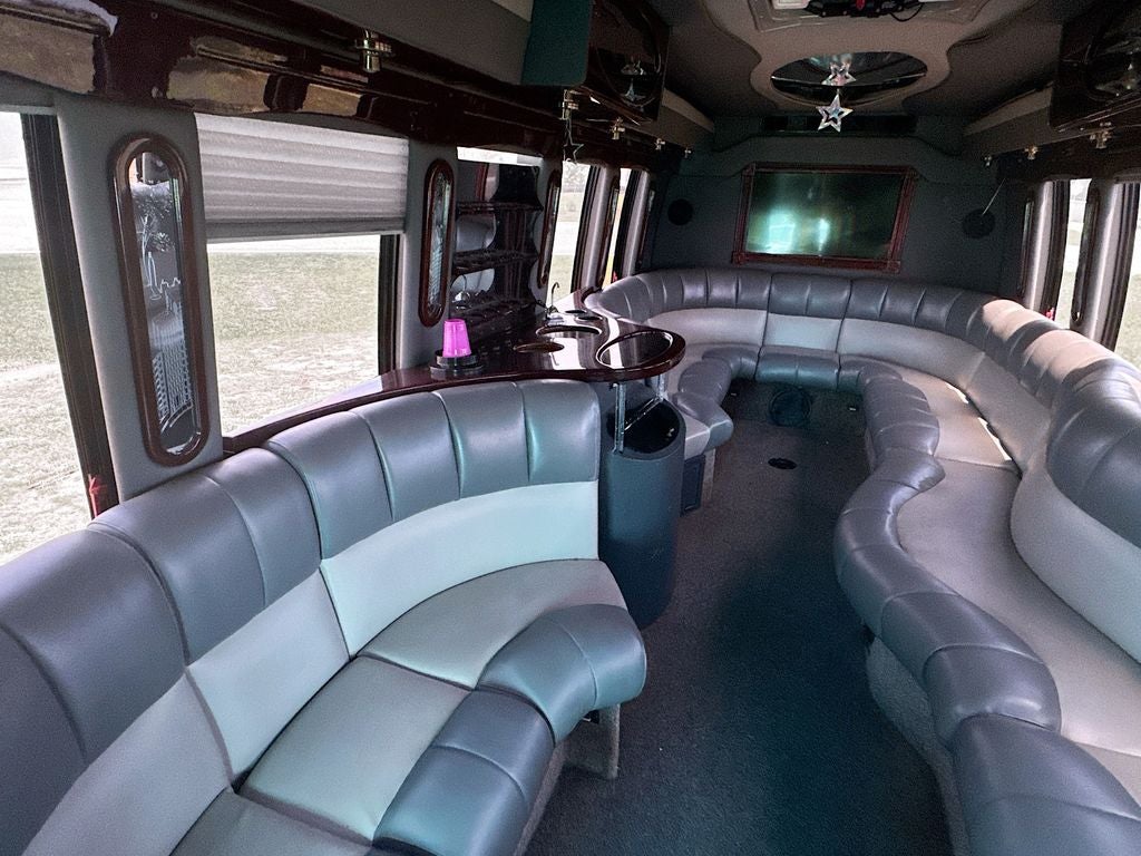 2007 Ford E-450SD Base
