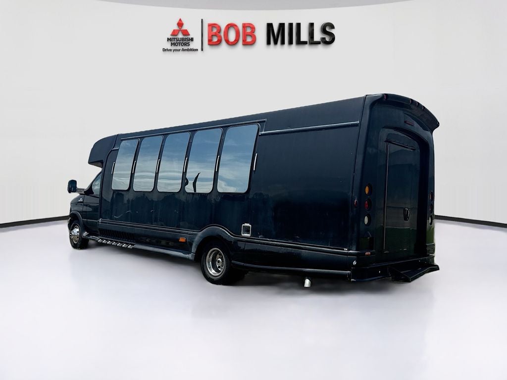 2007 Ford E-450SD Base