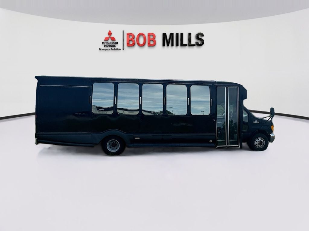 2007 Ford E-450SD Base