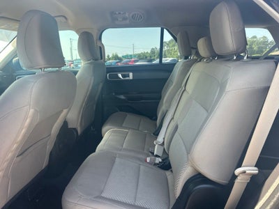 2022 Ford Explorer Base