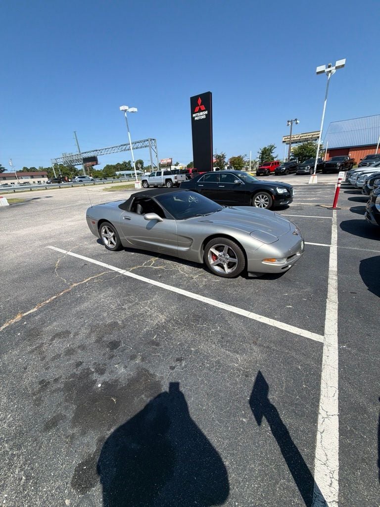 2000 Chevrolet Corvette Base