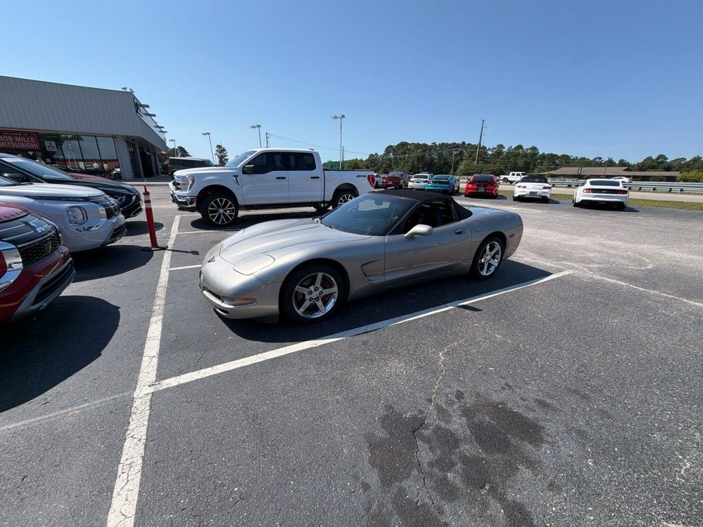 2000 Chevrolet Corvette Base
