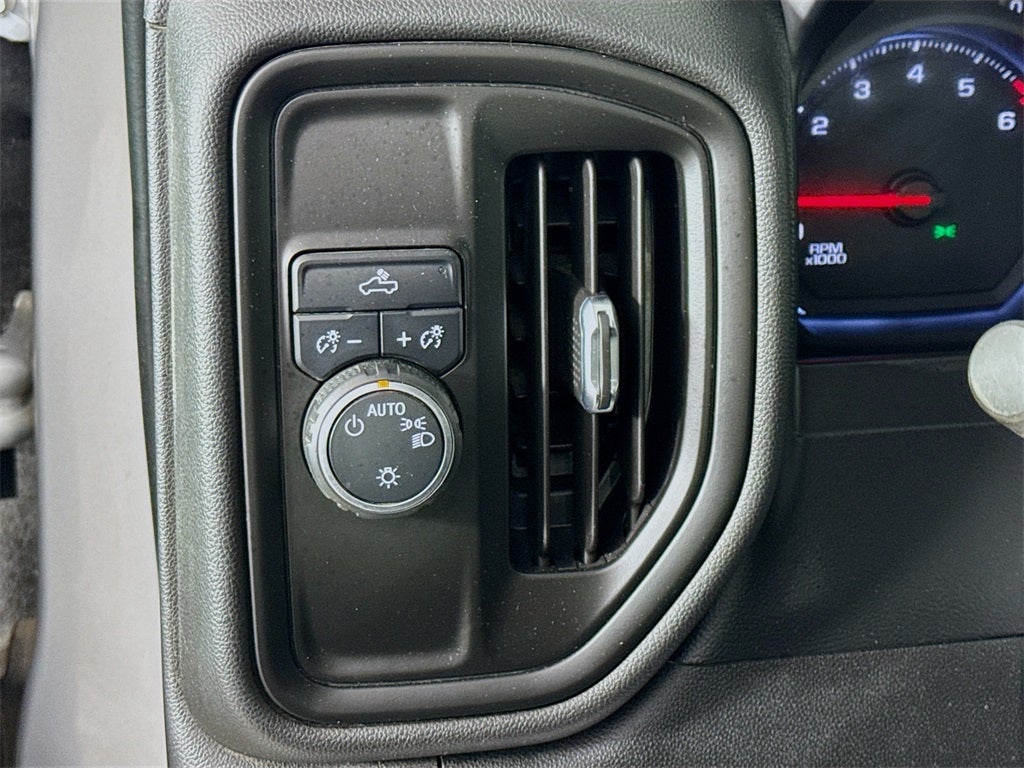 2020 Chevrolet Silverado 1500 Custom