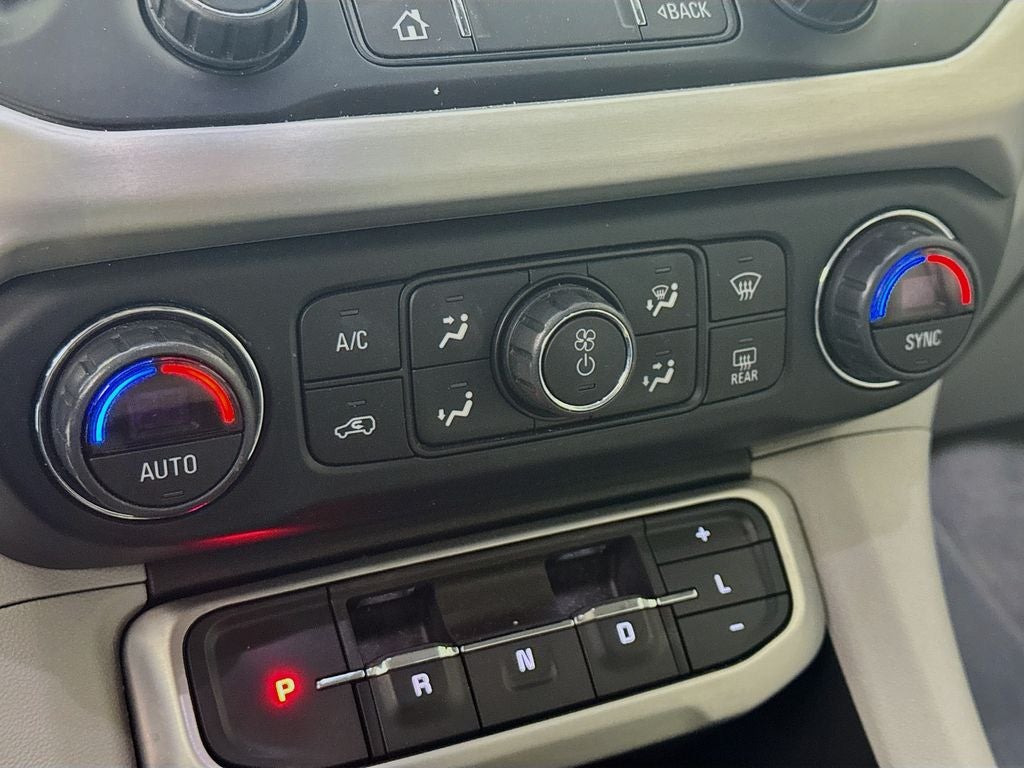 2021 GMC Acadia SLT